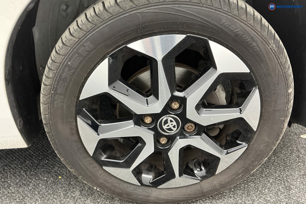 Used Toyota AYGO 2020 for sale - 76394634: Photo 40