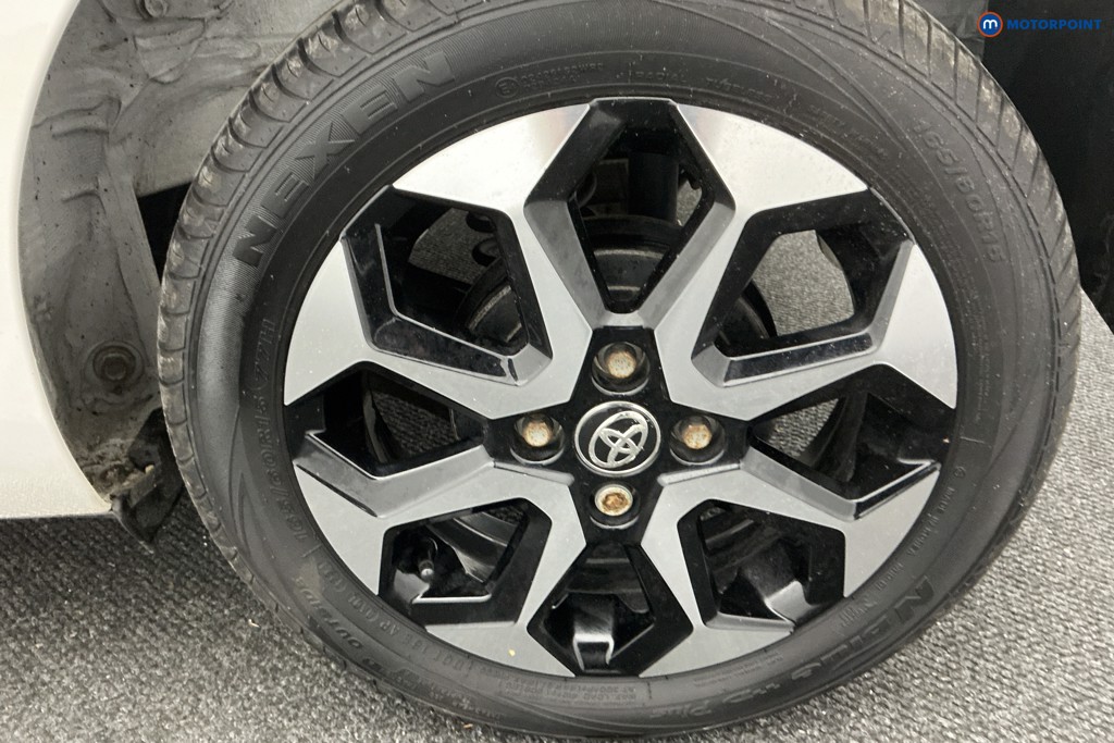 Used Toyota AYGO 2020 for sale - 76394634: Photo 42