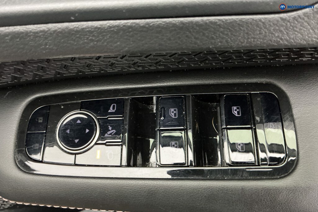 Used Nissan ARIYA 2025 for sale - 77527208: Photo 32