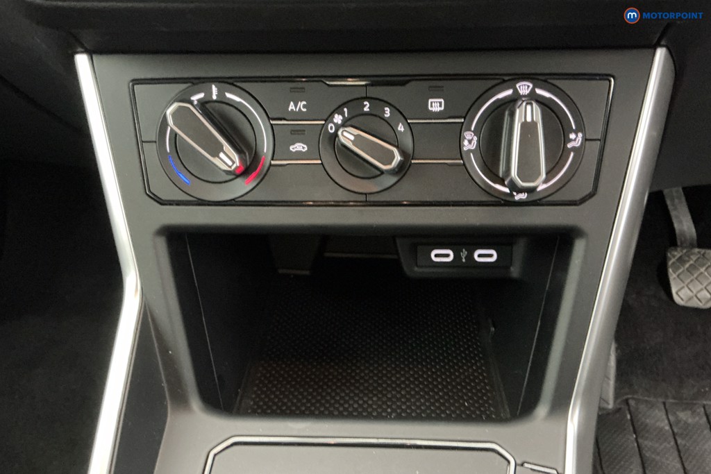 Used Volkswagen Polo 2024 for sale - 77834528: Photo 27