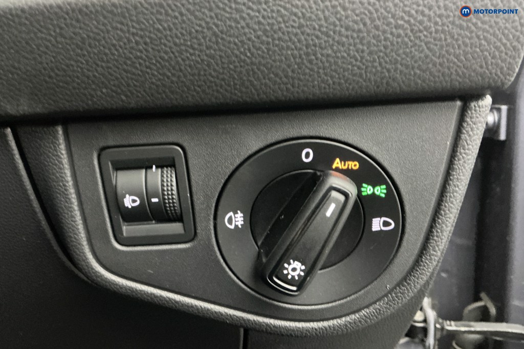 Used Volkswagen Polo 2024 for sale - 77834528: Photo 31