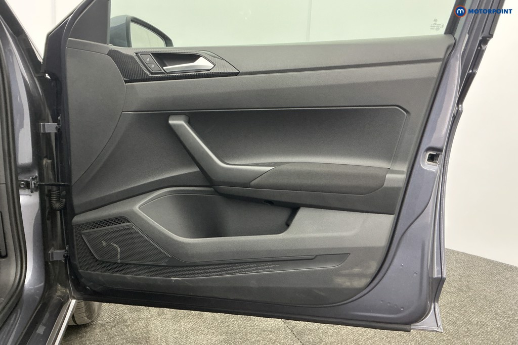 Used Volkswagen Polo 2024 for sale - 77834528: Photo 32