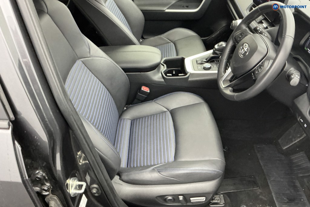 Used Toyota RAV4 2023 for sale - 76782719: Photo 13