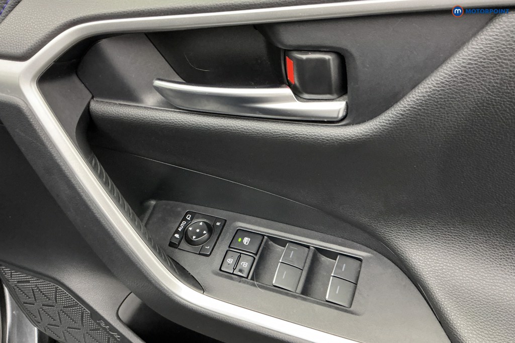 Used Toyota RAV4 2023 for sale - 76782719: Photo 31