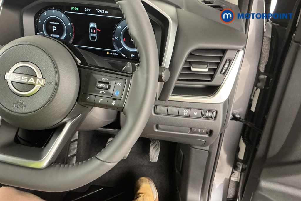 Vehicle 28