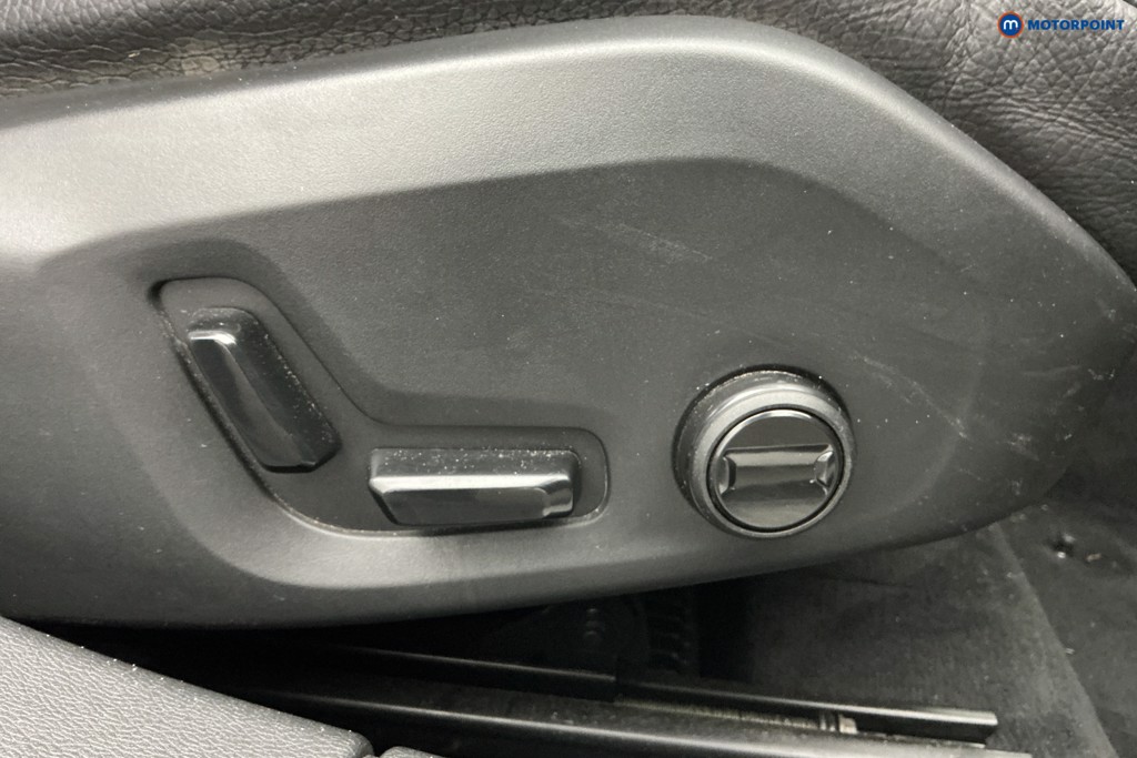 Used Volvo V60 2020 for sale - 77989218: Photo 36