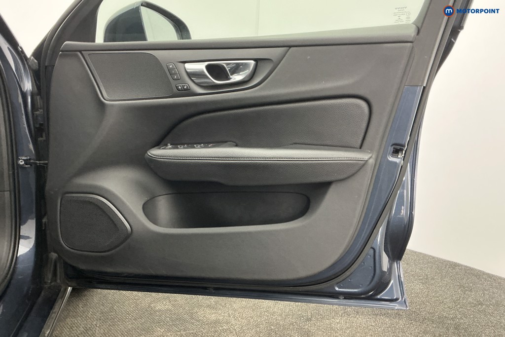 Used Volvo V60 2020 for sale - 77989218: Photo 37