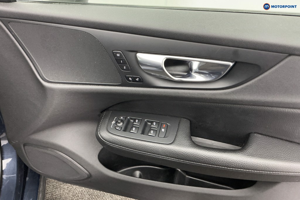 Used Volvo V60 2020 for sale - 77989218: Photo 38