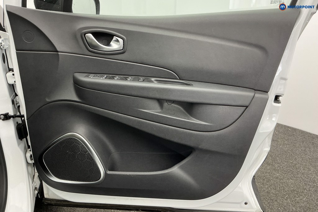 Used Renault Captur 2019 for sale - 77152281: Photo 30