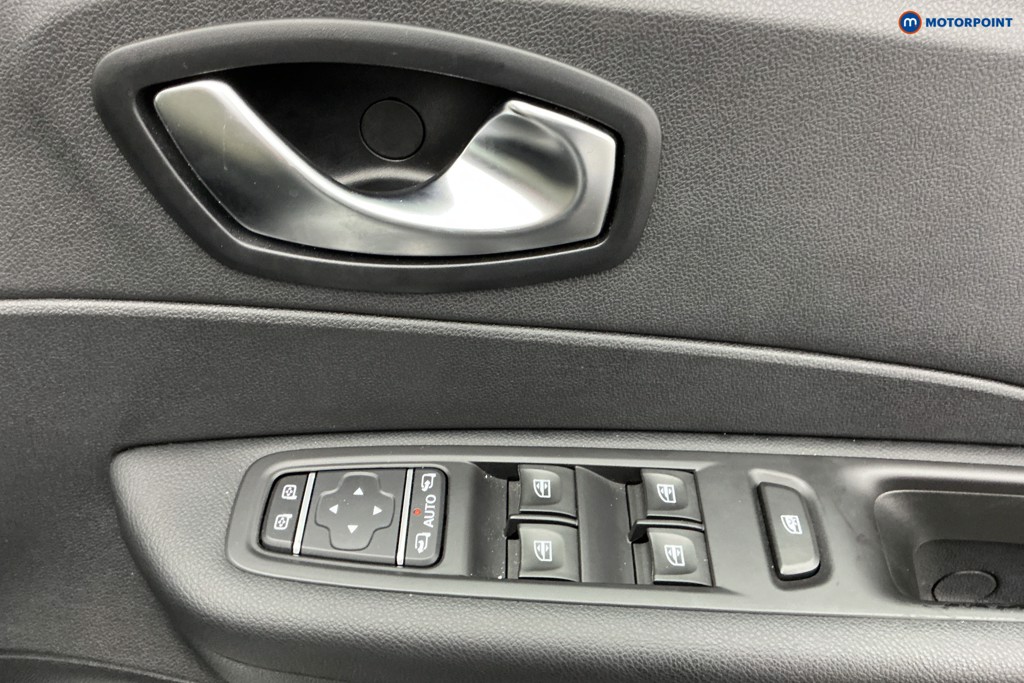 Used Renault Captur 2019 for sale - 77152281: Photo 31