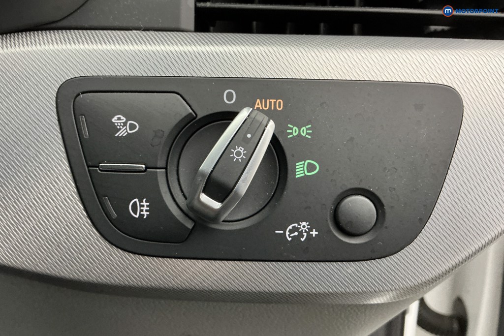 Used Audi A4 2021 for sale - 77013782: Photo 33