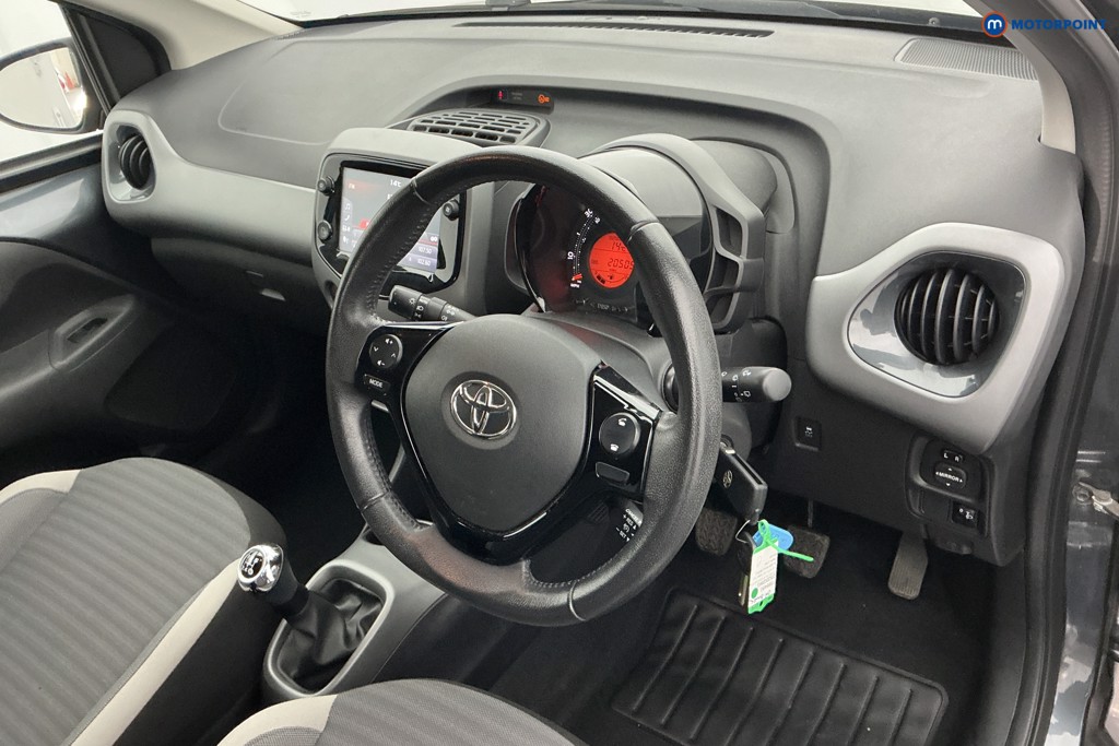 Used Toyota AYGO 2020 for sale - 76394653: Photo 15