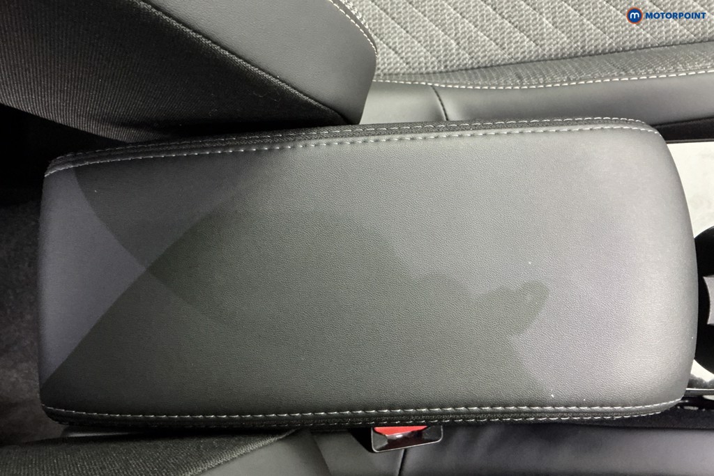 Used Peugeot 2008 2025 for sale - 77117678: Photo 23