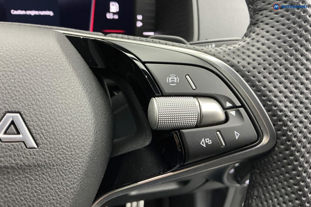 Used Skoda Karoq 2025 for sale - 77935252: Photo 30