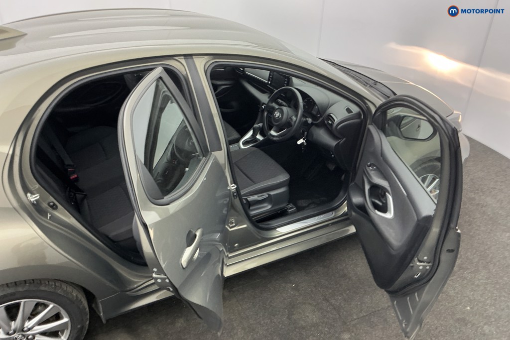 Used Toyota Yaris 2023 for sale - 78001508: Photo 13