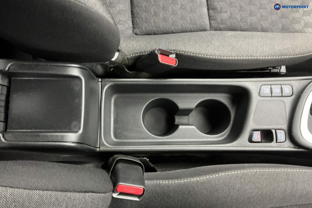 Used Toyota Yaris 2023 for sale - 78001508: Photo 24