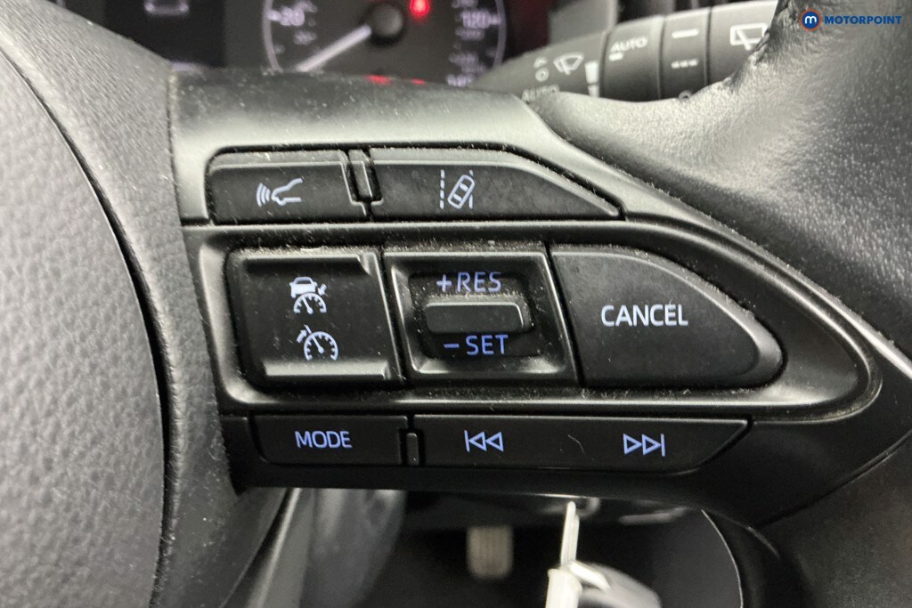 Used Toyota Yaris 2023 for sale - 78001508: Photo 32