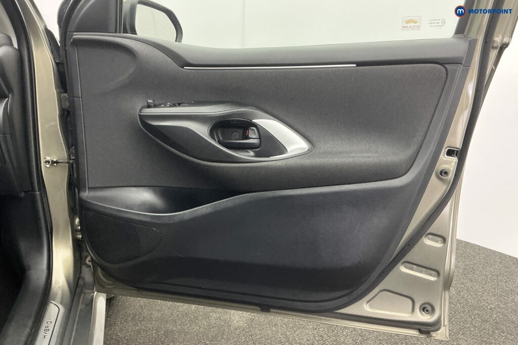 Used Toyota Yaris 2023 for sale - 78001508: Photo 35