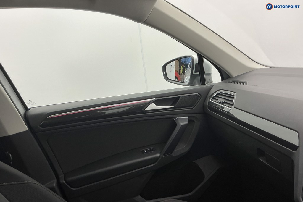 Used Volkswagen Tiguan 2021 for sale - 76889966: Photo 26