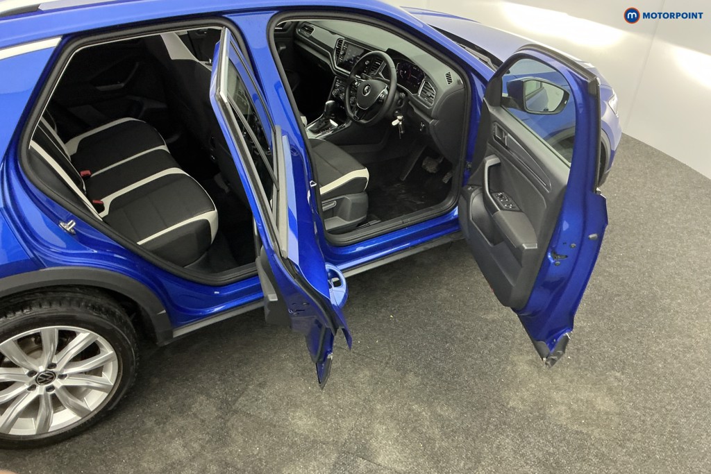 Used Volkswagen T-Roc 2020 for sale - 77641537: Photo 14