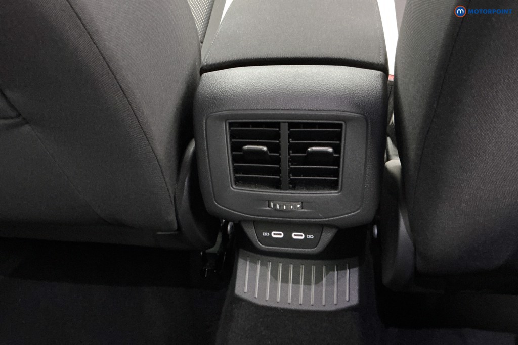 Used Volkswagen T-Roc 2020 for sale - 77641537: Photo 24