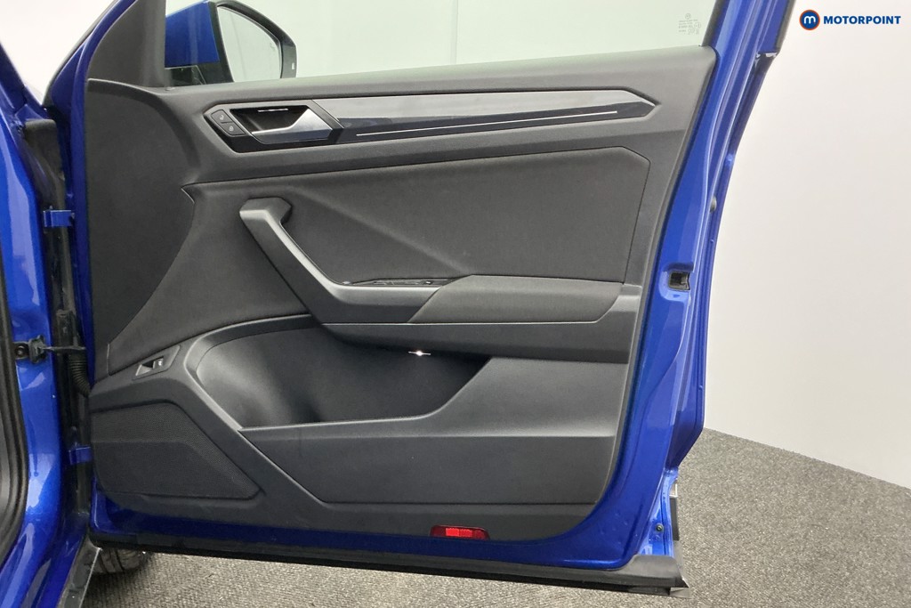 Used Volkswagen T-Roc 2020 for sale - 77641537: Photo 35