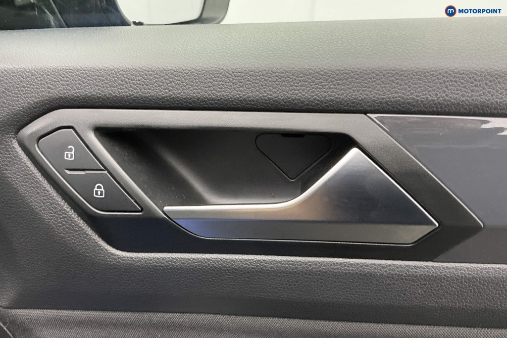 Used Volkswagen T-Roc 2020 for sale - 77641537: Photo 37