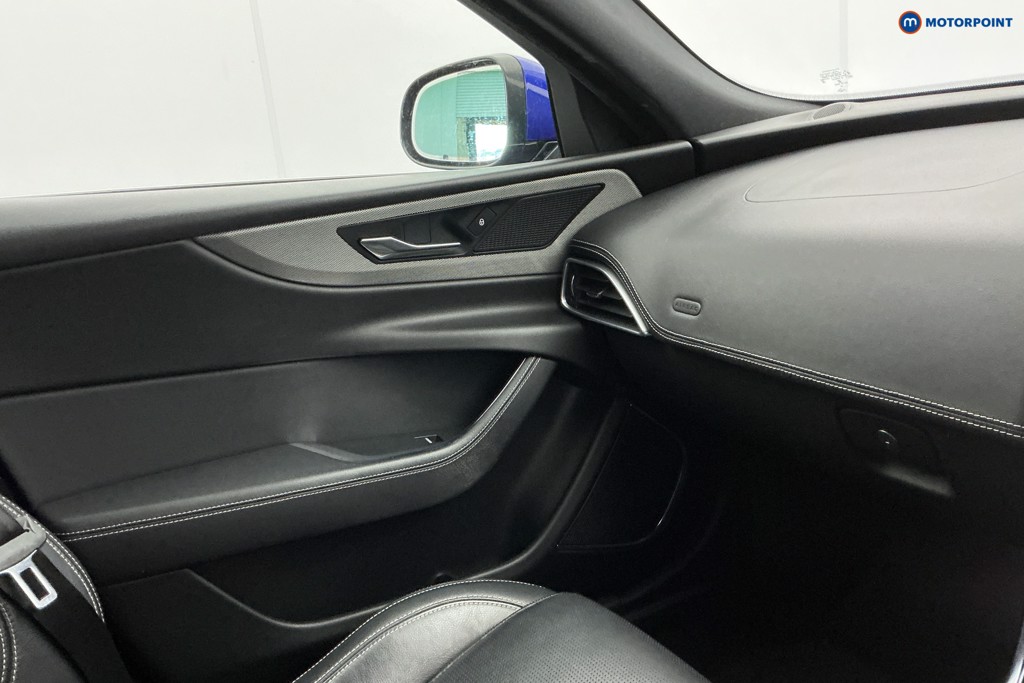 Used Jaguar XE 2019 for sale - 77100043: Photo 31