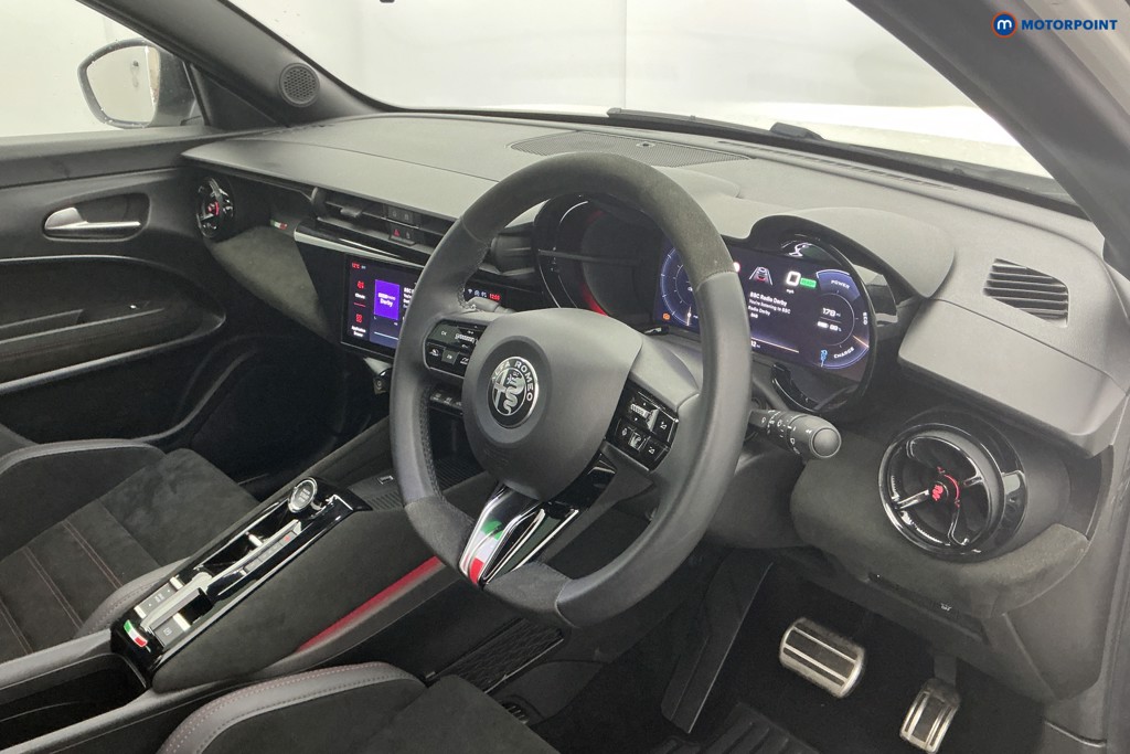 Used Alfa Romeo Junior 2025 for sale - 78055768: Photo 16