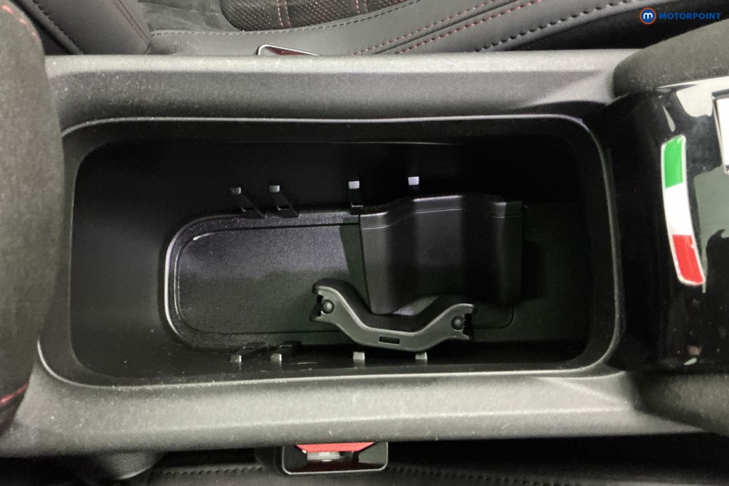 Used Alfa Romeo Junior 2025 for sale - 78055768: Photo 24