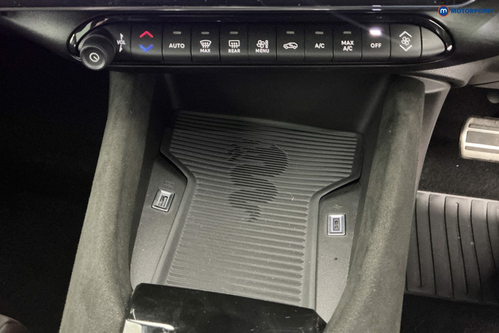 Used Alfa Romeo Junior 2025 for sale - 78055768: Photo 26