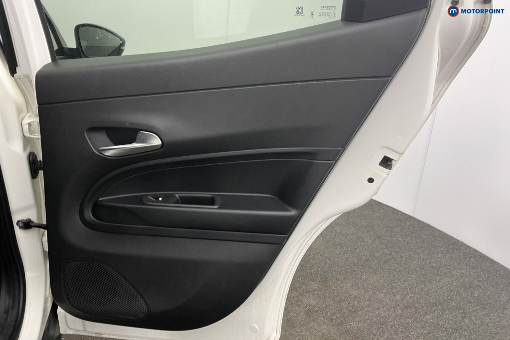 Used Alfa Romeo Junior 2025 for sale - 78055768: Photo 35