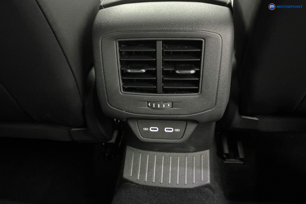 Used Volkswagen T-Roc 2025 for sale - 78015460: Photo 23