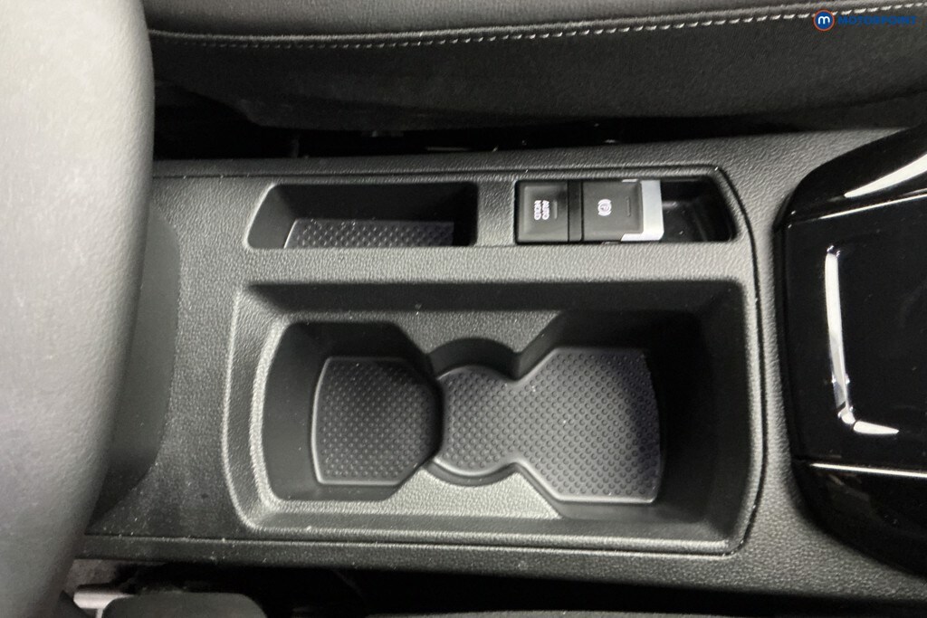 Used Volkswagen T-Roc 2025 for sale - 78015460: Photo 26