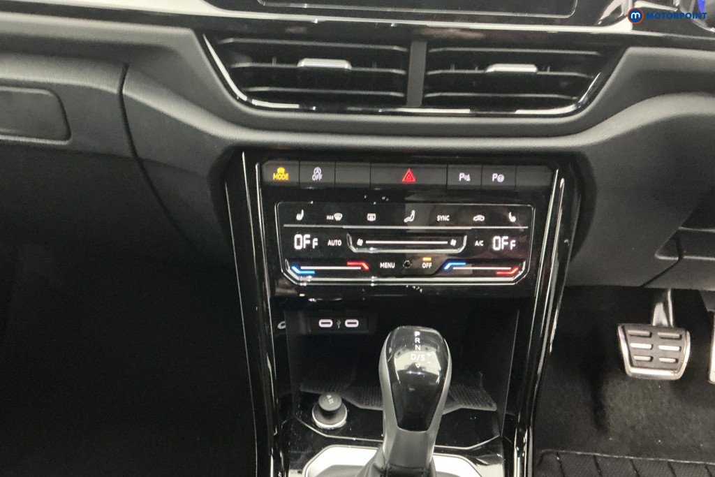 Used Volkswagen T-Roc 2025 for sale - 78015460: Photo 29