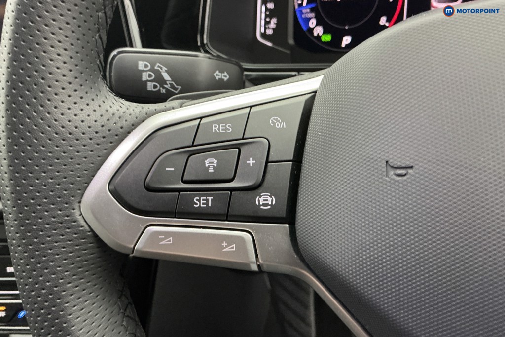 Used Volkswagen T-Roc 2025 for sale - 78015460: Photo 31