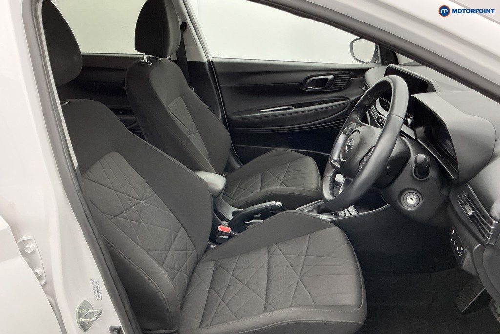 Used Hyundai BAYON 2024 for sale - 76933805: Photo 14