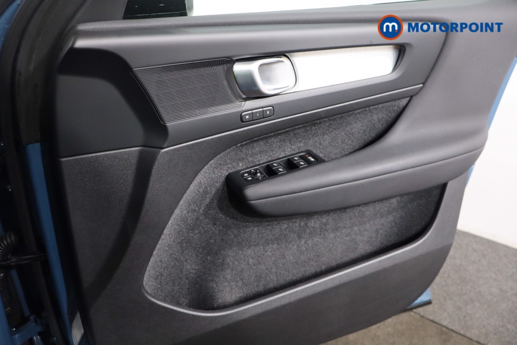 Used Volvo XC40 2022 for sale - 77620190: Photo 28