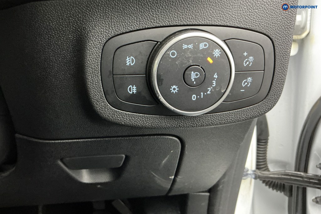 Used Ford Fiesta for sale - 76961077: Photo 31