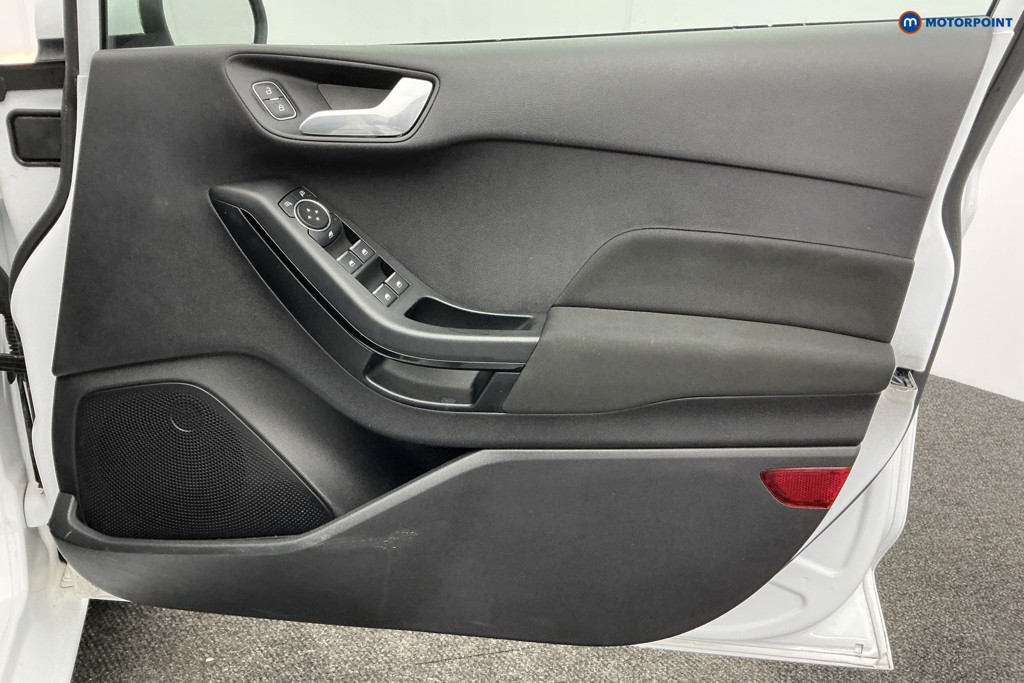 Used Ford Fiesta for sale - 76961077: Photo 32