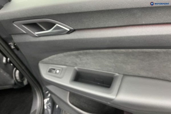 Used Volkswagen Golf 2023 for sale - 76290738: Photo 32