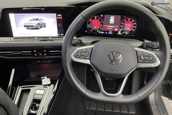 Used Volkswagen Golf 2023 for sale - 76290738: Photo 9