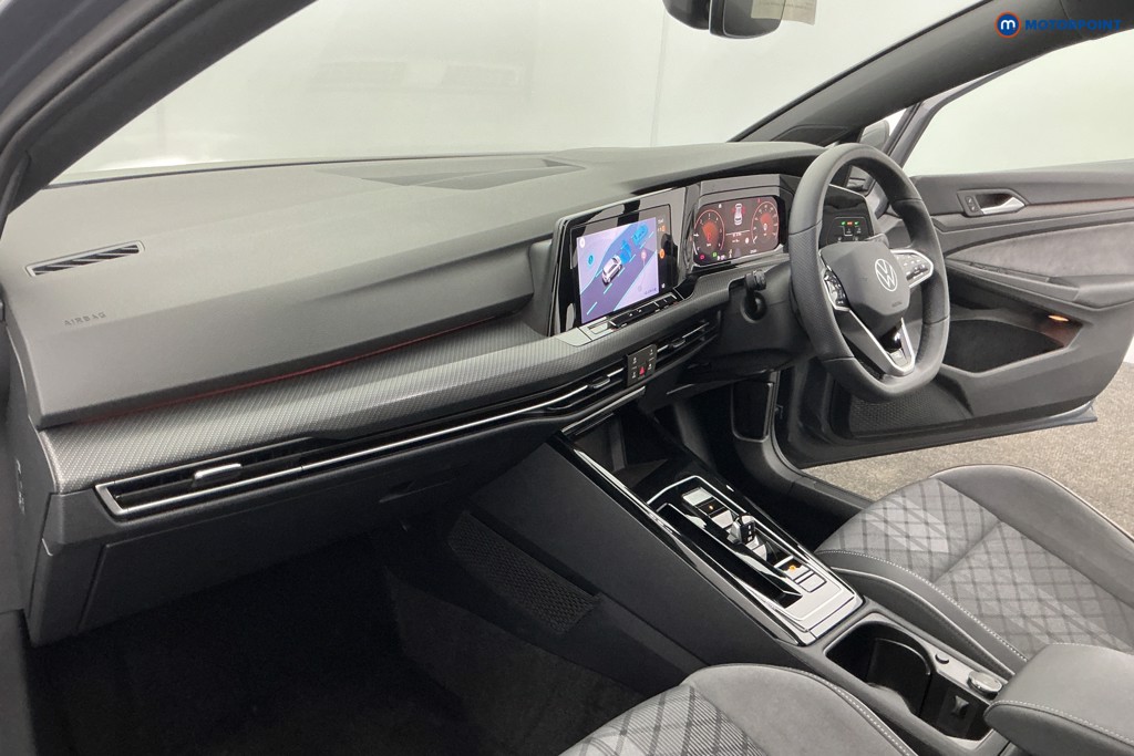 Used Volkswagen Golf 2024 for sale - 77935340: Photo 18