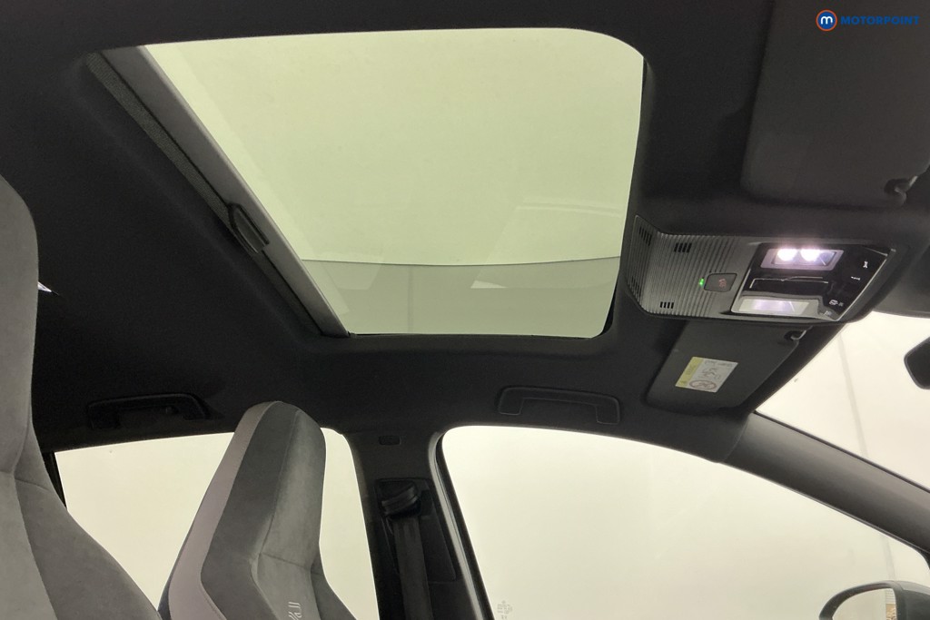 Used Volkswagen Golf 2024 for sale - 77935340: Photo 24