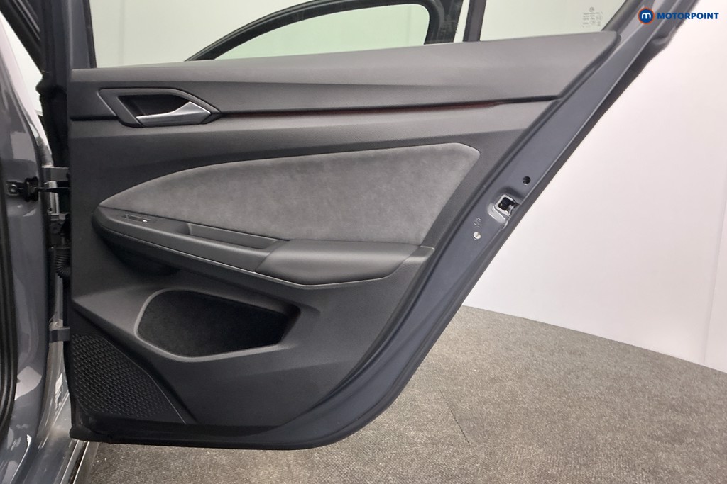 Used Volkswagen Golf 2024 for sale - 77935340: Photo 36