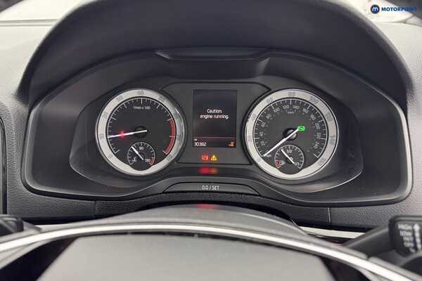 Used Skoda Karoq 2021 for sale - 76184747: Photo 17