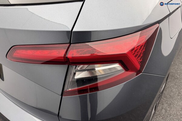 Used Skoda Karoq 2021 for sale - 76184747: Photo 38