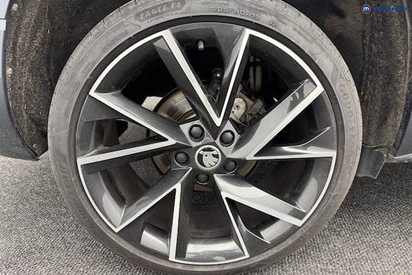 Used Skoda Karoq 2021 for sale - 76184747: Photo 41
