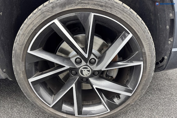 Used Skoda Karoq 2021 for sale - 76184747: Photo 42