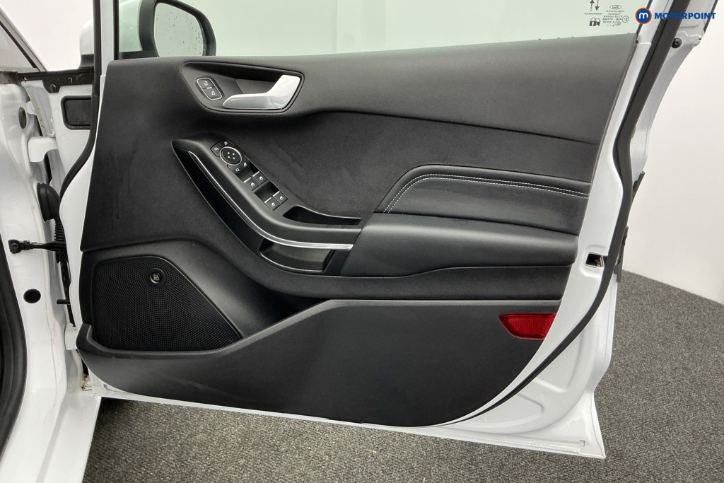 Used Ford Fiesta 2020 for sale - 77026132: Photo 31